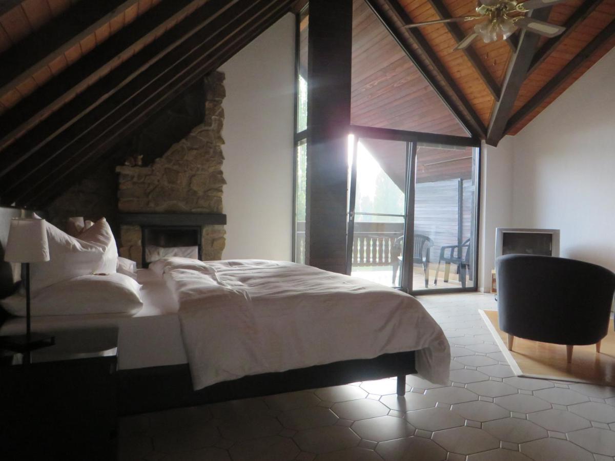 Landgasthof Ralinger Hof Ralingen Oda fotoğraf